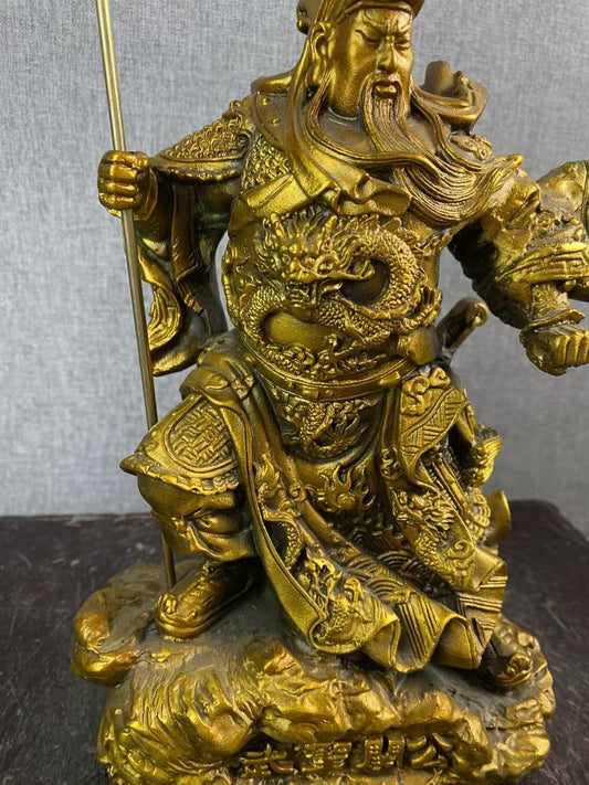 Three Kingdoms - era Guan Gong Bronze Statue, a Collectible Gem