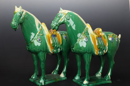 Vibrant Green Tang Sancai Horse Ornaments: A blend of historical charm and artisanal excellence. Hand - crafted with flowing glazes, they're perfect for collectors and a symbol of good fortune.