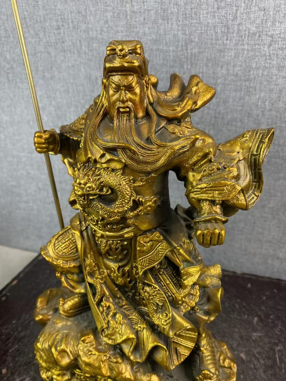 Three Kingdoms - era Guan Gong Bronze Statue, a Collectible Gem