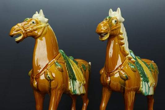 high-grade arts and crafts sculpture pottery painting  ornament horse colorful black green blue